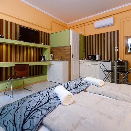 Central Apartman Гюла Екстериор снимка