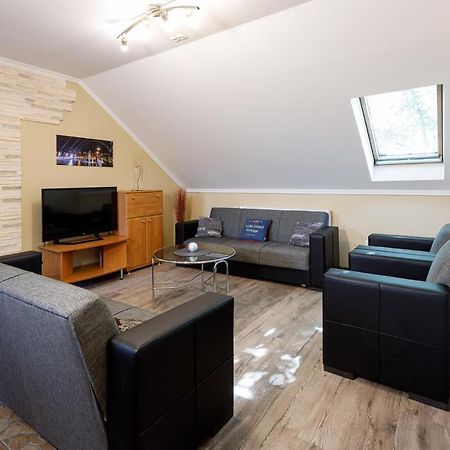 Central Apartman Гюла Екстериор снимка