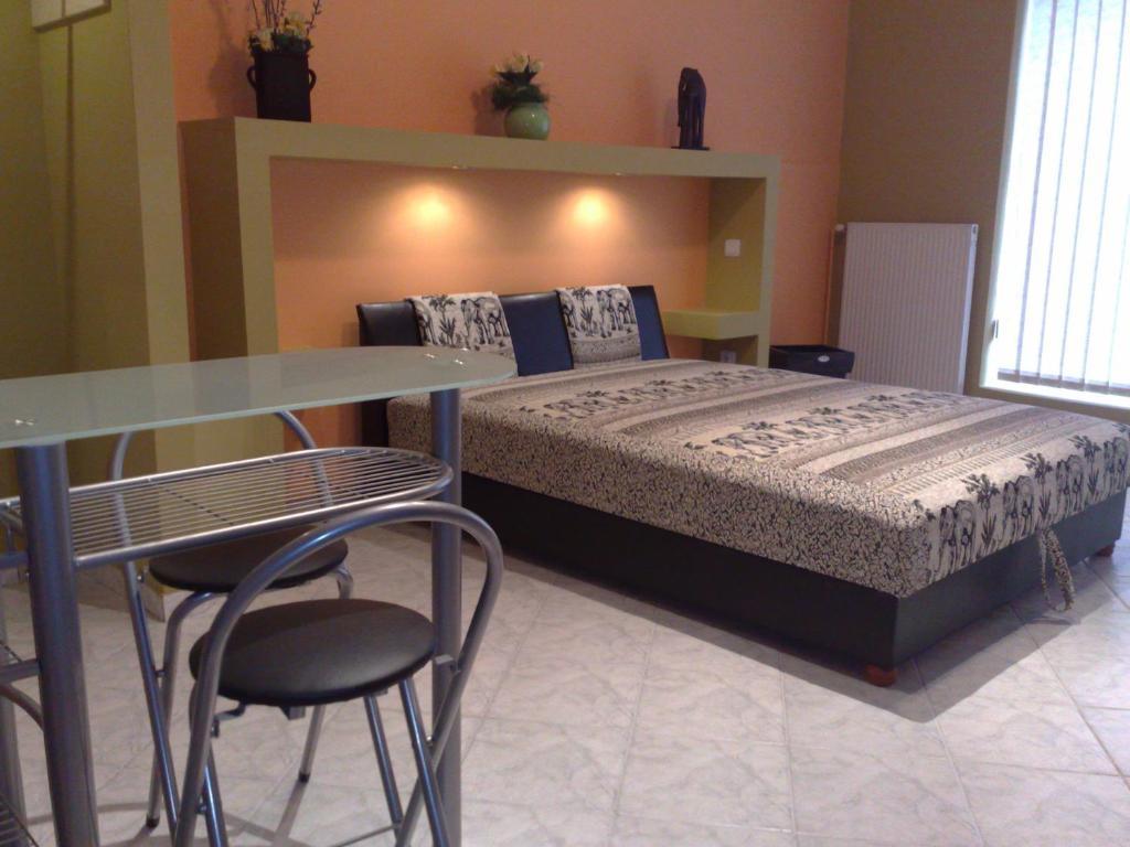Central Apartman Гюла Екстериор снимка